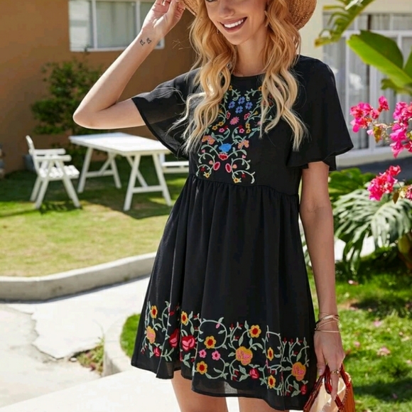 Black Multicolor Stitch Floral Embroidered Mini Dress - Picture 2 of 11